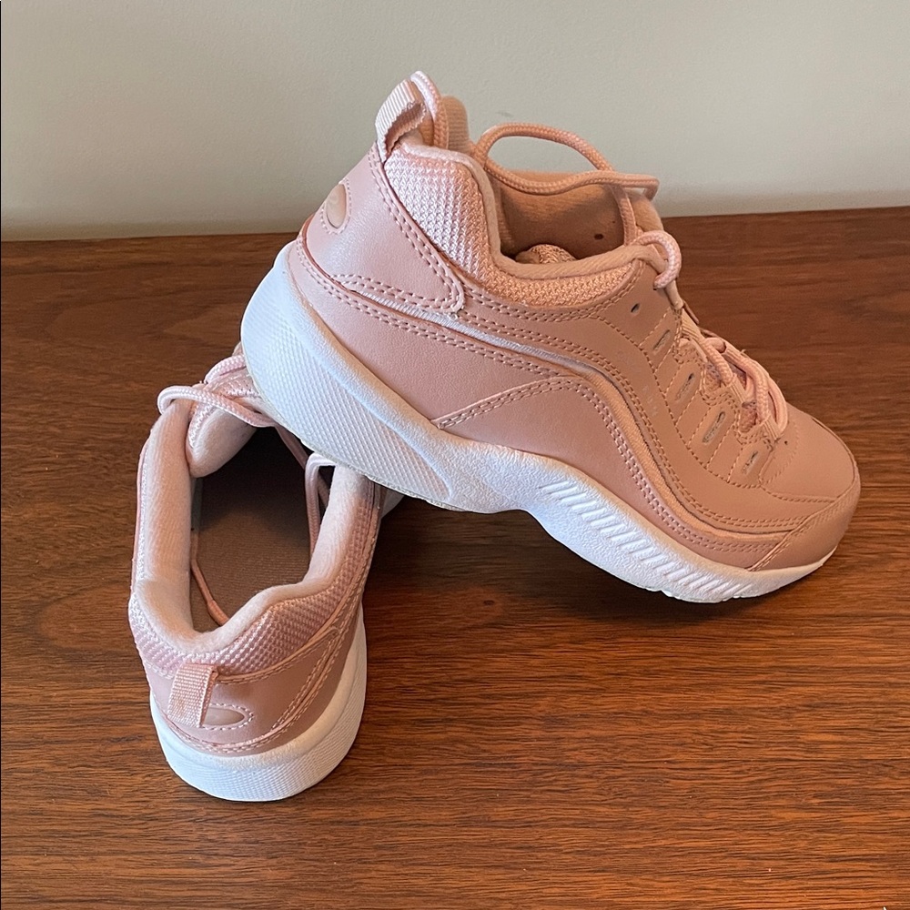 Easy Spirit Athletic Sneakers - Picture 4 of 8